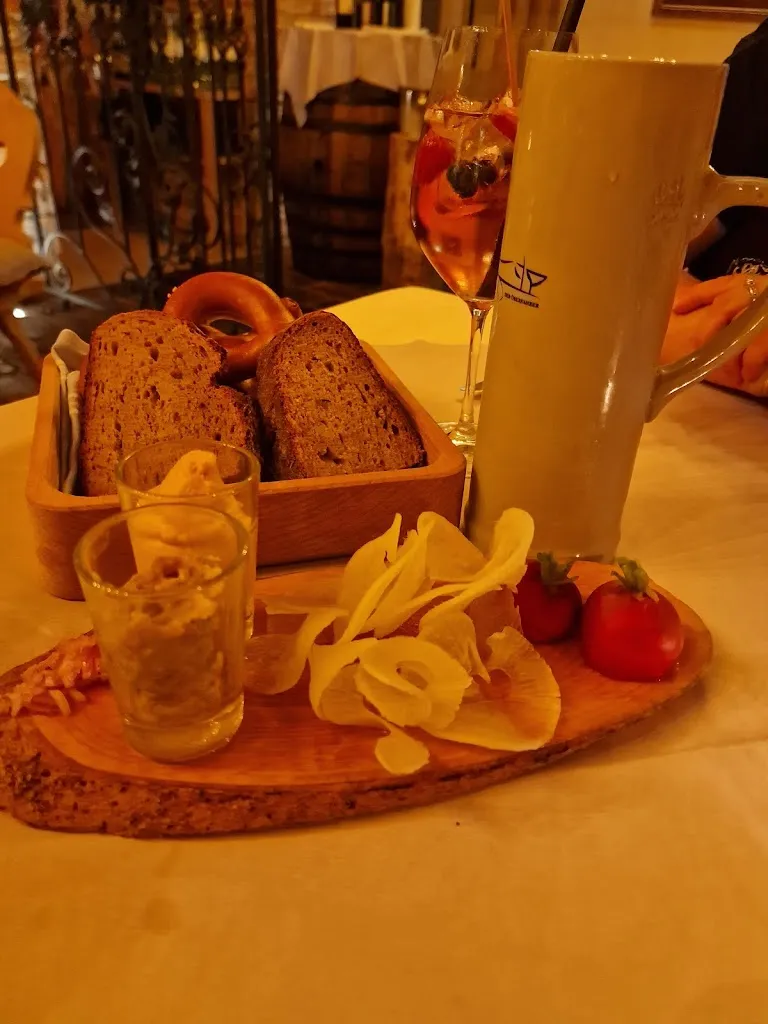 Uwe Seb_Restaurant Bayernstube_Rottach-Egern_review