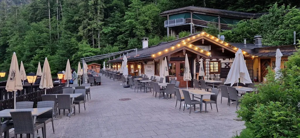 Cleric Preston_Gaststätte Echostüberl_Königssee_review