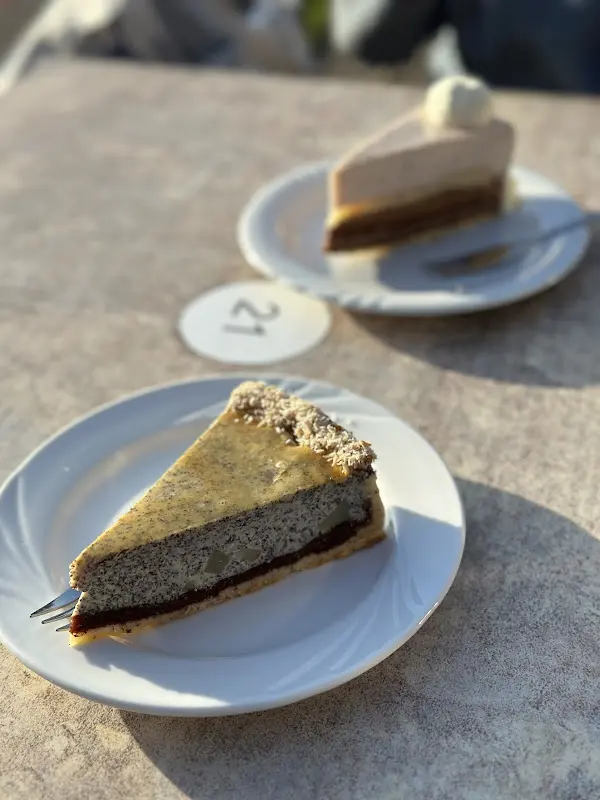 Sirid B_Michis Backstüberl - Michael Hofmuth_Schöngeising_recensione