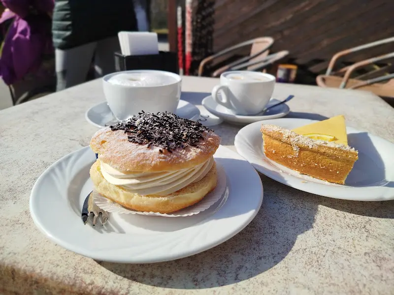 Michis Backstüberl - Michael Hofmuth_Schöngeising_slider_image_2