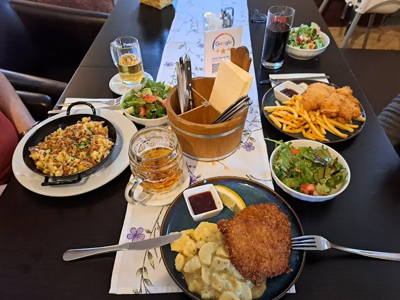 György Jung_Gaststätte 