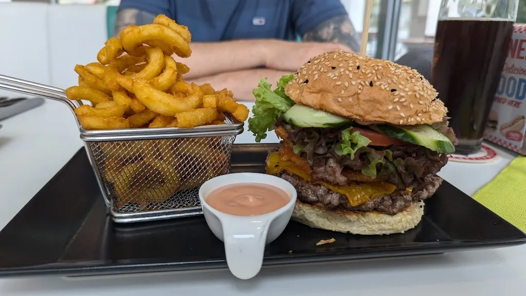 Elonator gg_Chevy's Diner_Schussenried_review