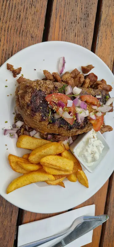 Y W_Zum Porzelliner Griechische Taverne_Schönwald_recensione
