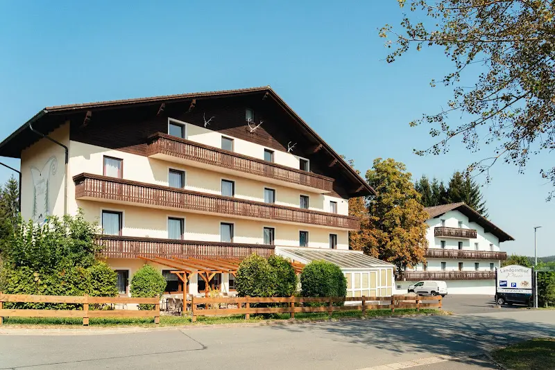 Hotel Landgasthof Ploß restaurant in Schönwald