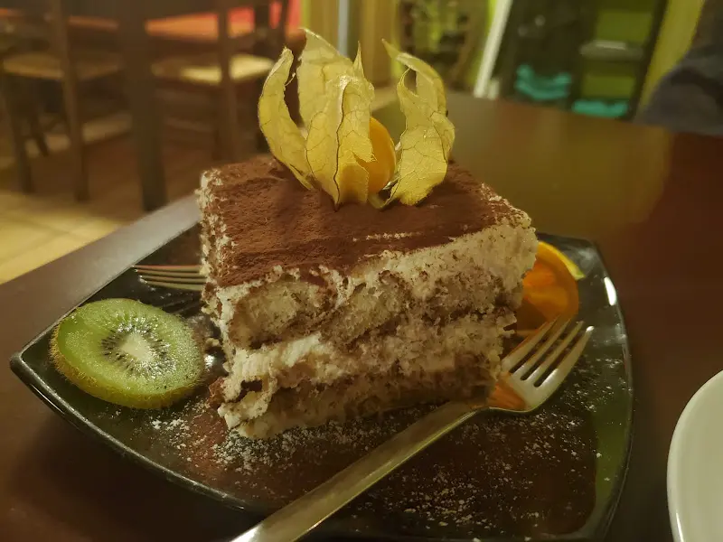 Terence “TerenceT” Tung_Ricchi e Poveri – Trattoria – Pizzeria_Nürnberg_review