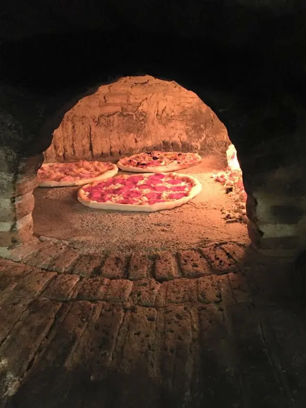 Ricchi e Poveri – Trattoria – Pizzeria_Nürnberg_slider_image_3