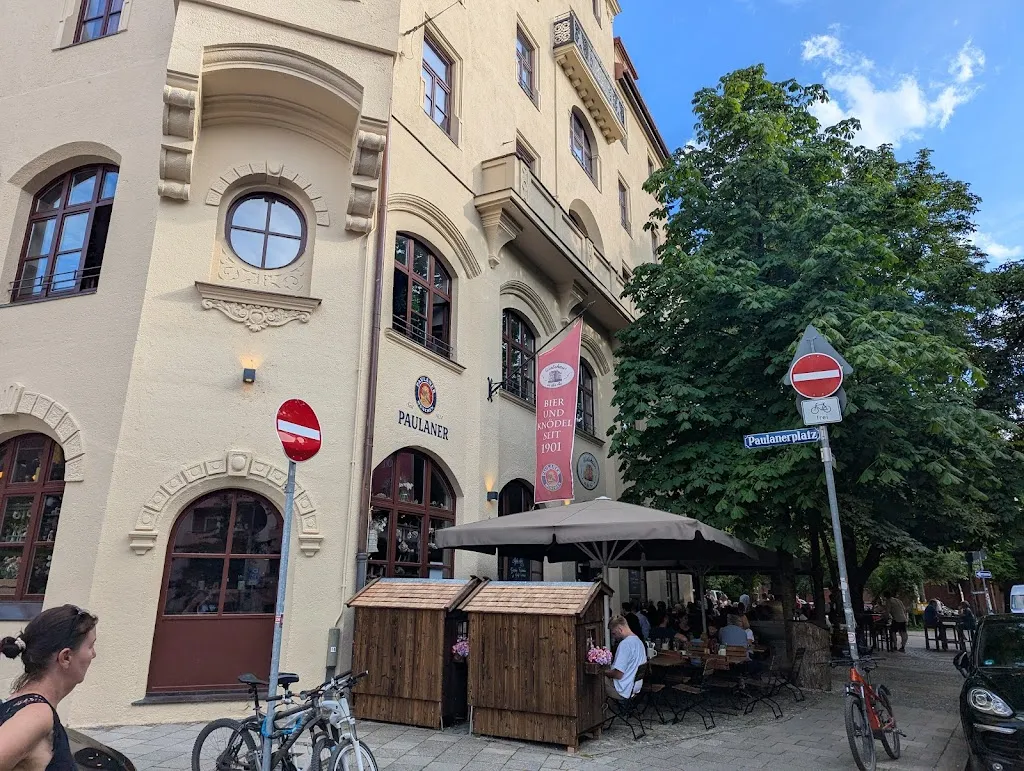 Thomas Delemarre_Wirtshaus in der Au_München_review