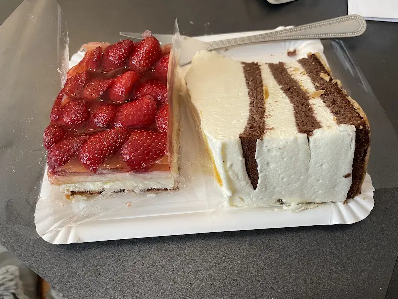 Nurullah Balikçi_Neugschwendner – old town café_Schrobenhausen_Bewertung