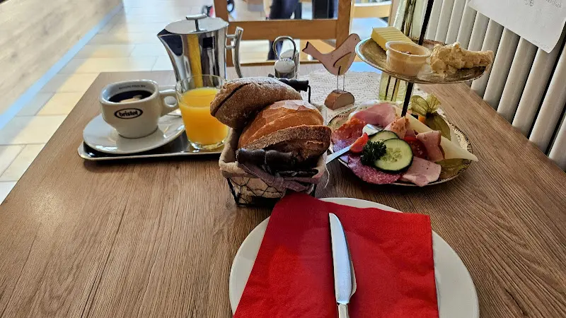 Neugschwendner – old town café_Schrobenhausen_slider_image_2