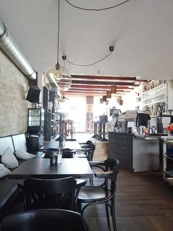 Cafe Lenbach_Schrobenhausen_slider_image_3