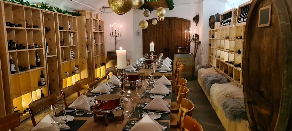 Restaurant Burg by Sascha Beilke_Au_slider_image_1