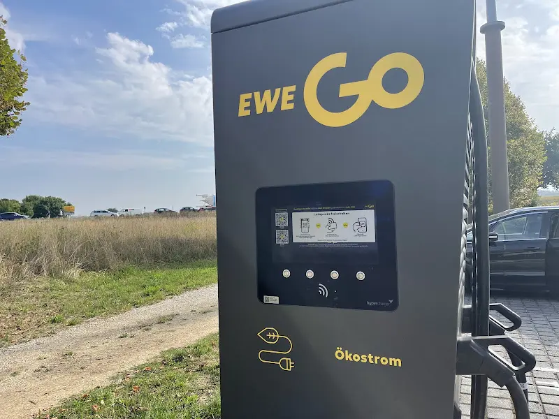 George Caldera (Crocman)_McDonald's_Schrobenhausen_review