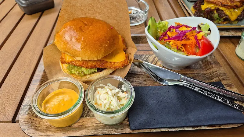 Nadine Schuler_AURA_Schwabach_Bewertung