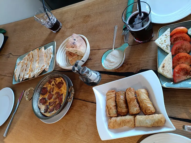 Mary S._Cafe Karya - Tapas del Turco_Schwabmünchen_reseña