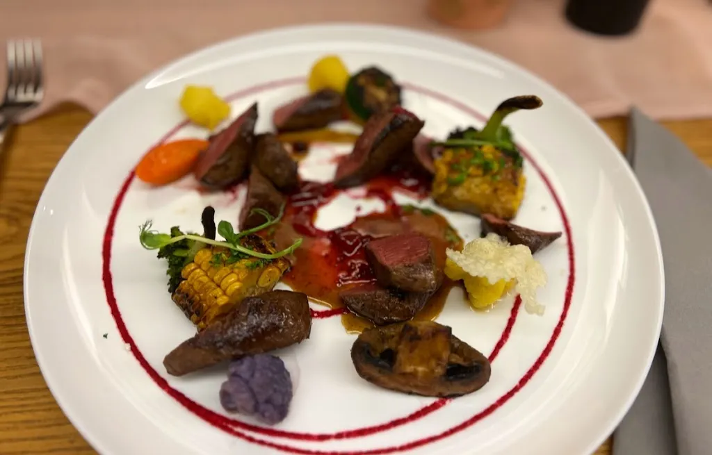 Hansruedi Schmid_URTYP das Wirtshaus_Aichstetten_reseña