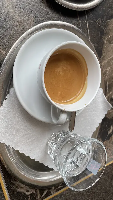 Florian Nowadnick_Chocolaterie Café Müller_Schwabmünchen_review