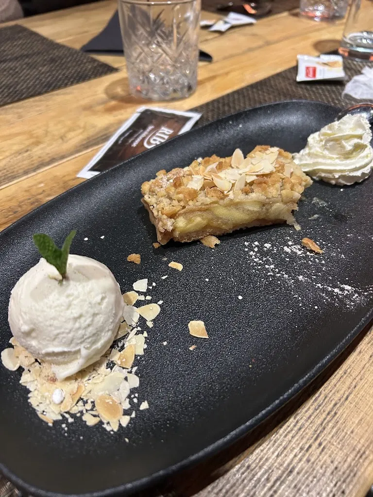 Eve Ng_Ribs Steakhouse_Thun_review