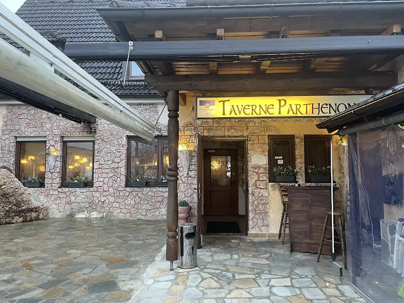 René Felzmann (René Felzmann Immobilien)_Taverne Parthenon_Schwarzenbruck_recensione