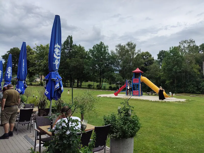 George “NeverLucky” Goud_Bistropolis in der Oberpfalzhalle_Schwandorf_avis