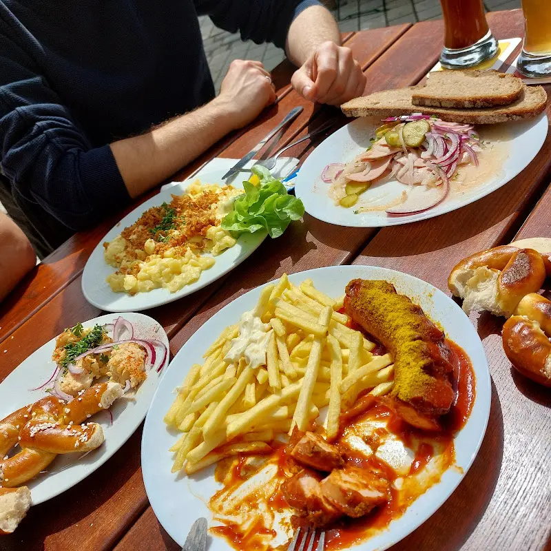 A. Gute_Biergarten im Stadtpark_Schwandorf_Bewertung