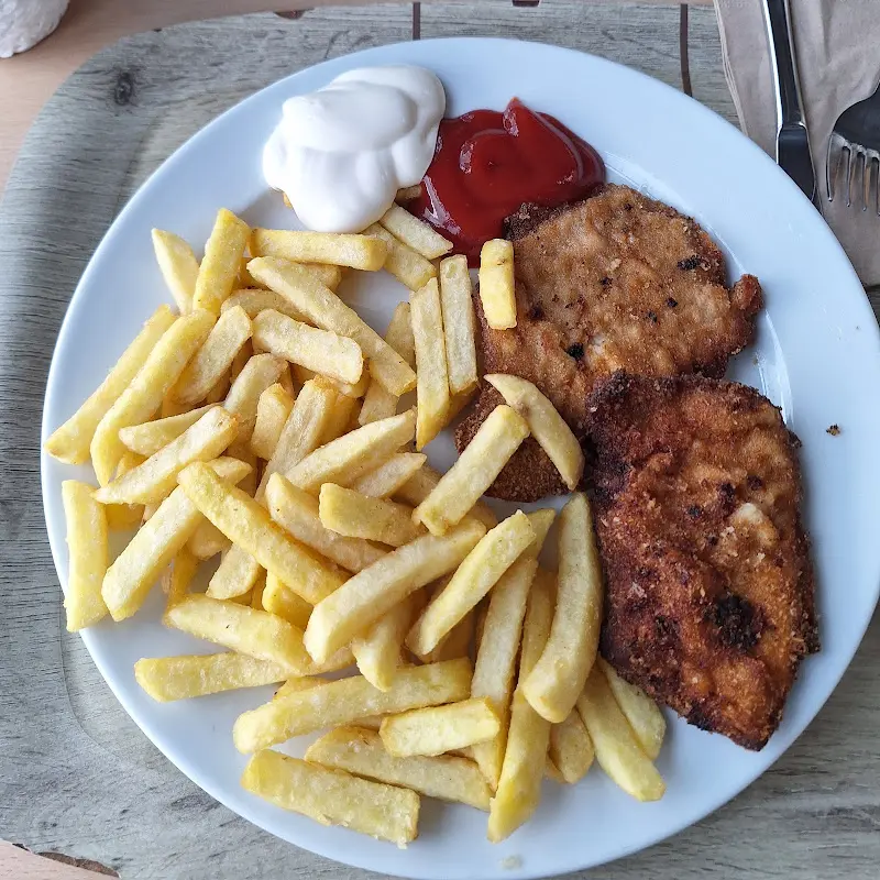 GLOBUS Restaurant Schwandorf_Schwandorf_slider_image_2