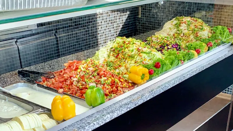 Baba‘s Grill, Döner, Pizza, Feinkost_Schwandorf_slider_image_3