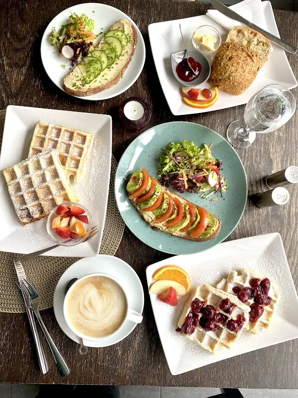 Verena-Sophia Schneider_Coffeino Schwandorf Cafe_Schwandorf_review