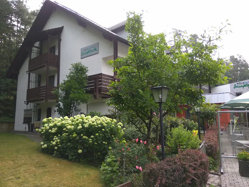 Debraj Ghosh_Waldhotel Schwefelquelle_Schwandorf_Bewertung