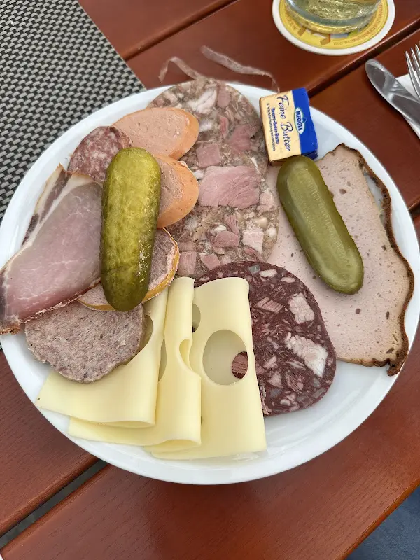 Herbert Obermeier_Gasthaus J. Haller_See_avis