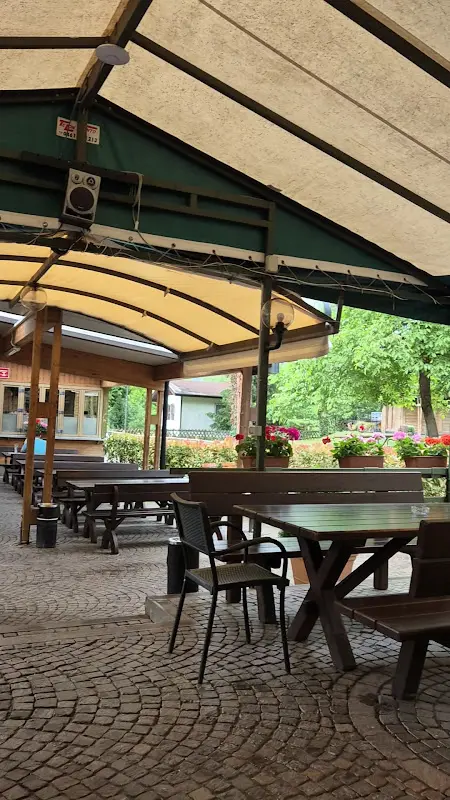 Restaurant Pizzeria Schwarzenbach_Italy_slider_image_2