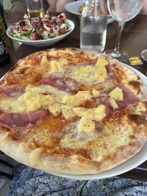 Pizzeria Mio Naabucco_Schwarzenfeld_slider_image_3