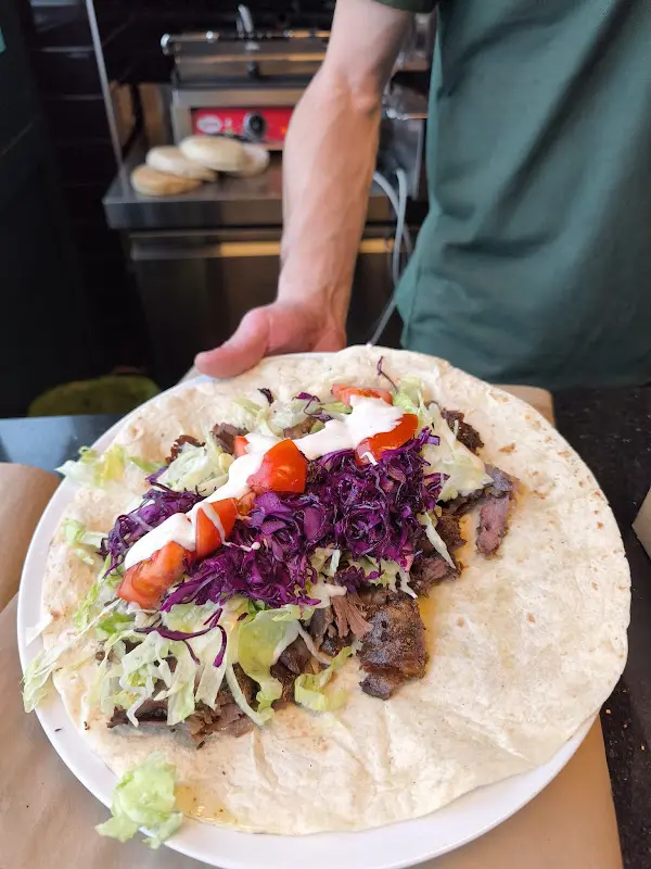 E-SEMI Pizza Pasta Döner_Schwarzenfeld_slider_image_1