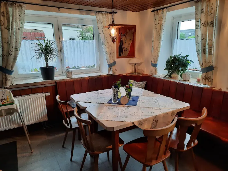 Stelzer's Gasthaus restaurant in Saale