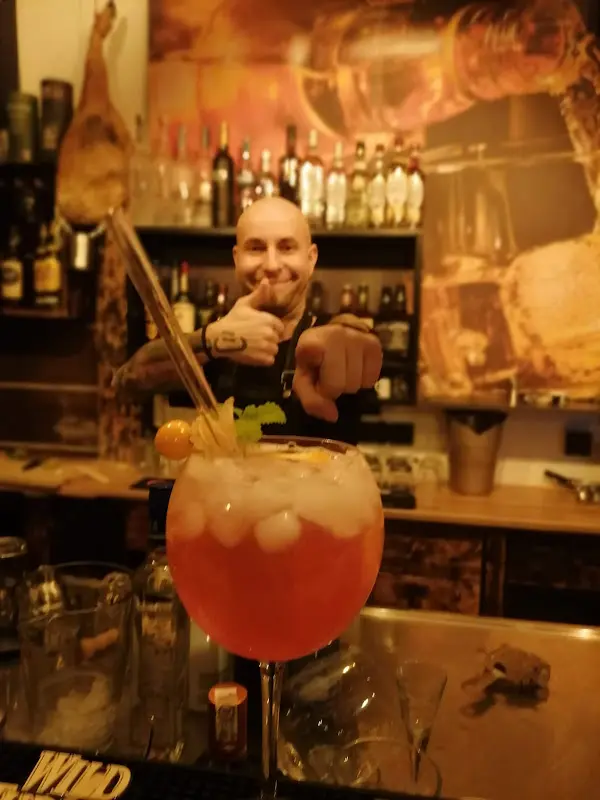 Duet Pub restaurant in Saale