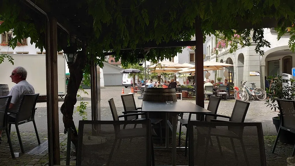 Zunfthaus zu Metzgern restaurant in Thun