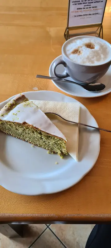 Dennis S_Mion's Café_Schweitenkirchen_Bewertung
