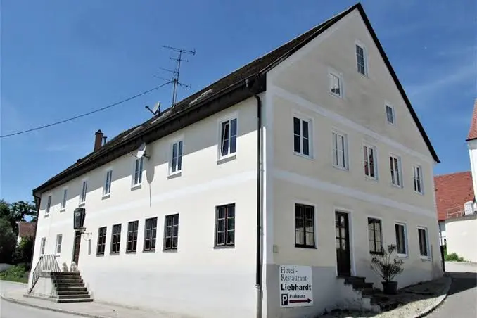 Hotel-Gasthof Liebhardt | an der Autobahn A9 bei Pfaffenhofen_Schweitenkirchen_slider_image_1