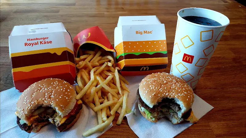 McDonald's_Schweitenkirchen_slider_image_2