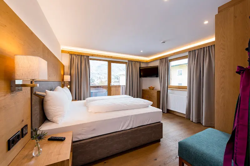 Tiroler Weinstube_Austria_slider_image_3