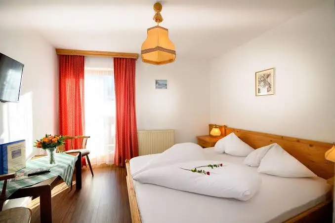 Gasthof Batzenhausl Seefeld_Austria_slider_image_3