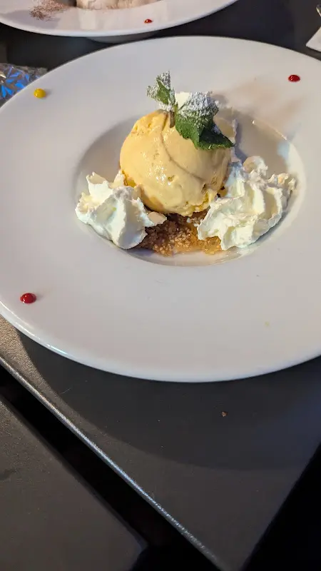 traci Yaldo_Miracle_Zürich_review