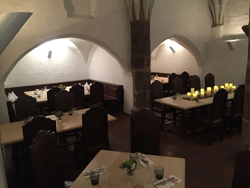 Elmar Schmidt_Klostergaststätte Seeon_Seeon-Seebruck_review