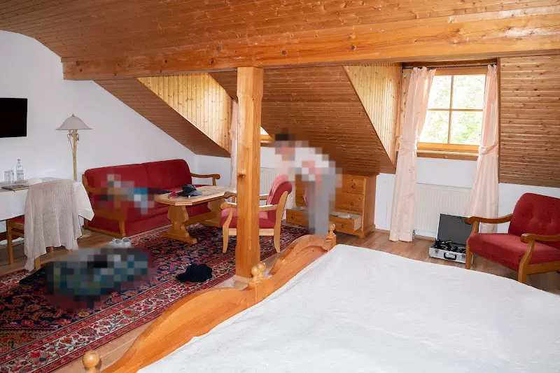 Hotel Landgasthof Lambach_Seeon-Seebruck_slider_image_3