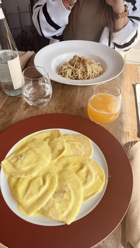 laura maria_Feinkost Caffe Giovanna_Seeshaupt_review