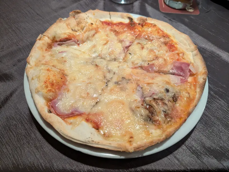 Franken Wolf_Bella Napoli - Pizzeria & Lieferdienst_Selbitz_avis