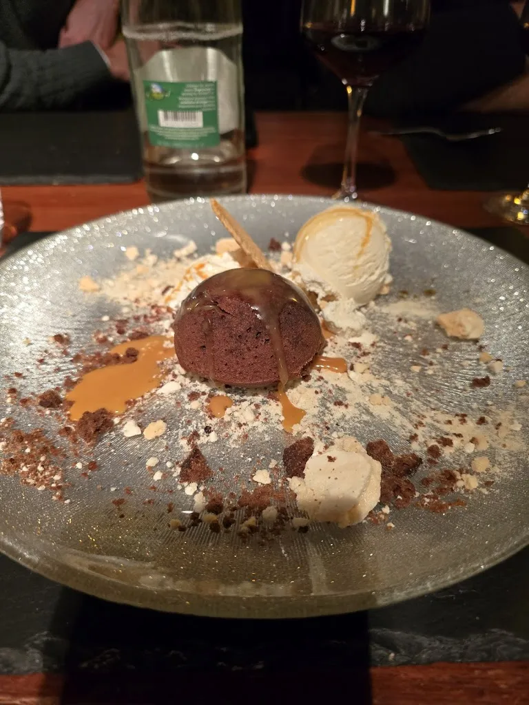 Arman Iranfar_La Clef_Fribourg_review