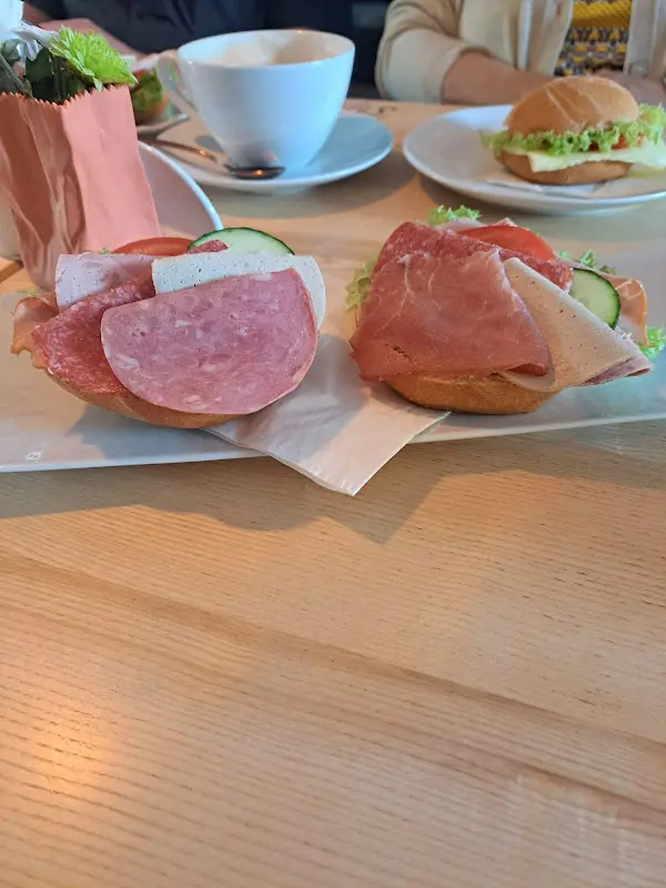 ANJA K_Gingerbread pastry Hatzel GmbH_Selb_review