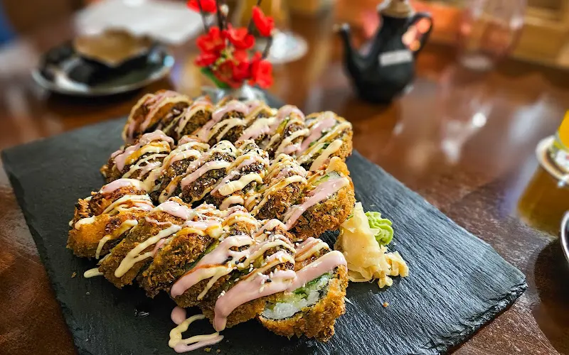 Việt Quán_Selb_slider_image_3