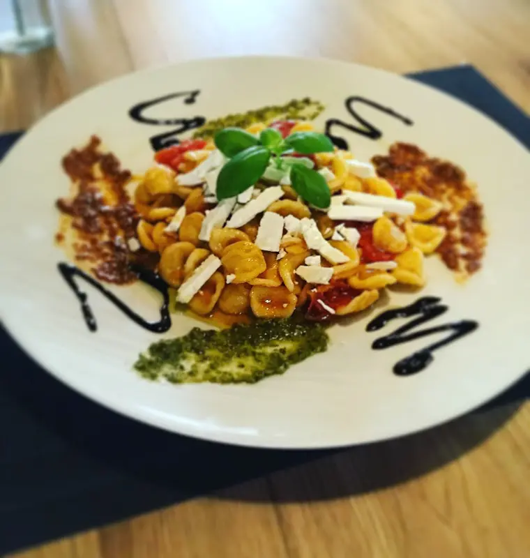 Pizza & Pasta Italian_Selb_slider_image_3