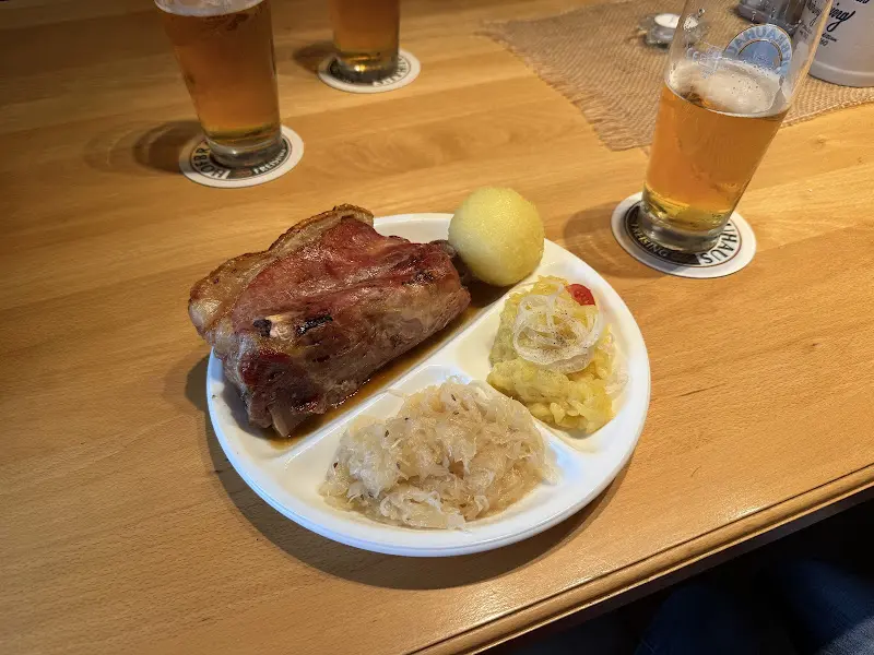 Florian Pfisterer_Gastwirtschaft Landendinger_Siegenburg_Bewertung